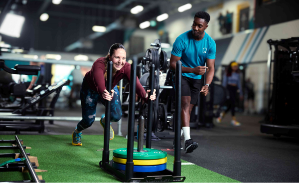 Ready to crush Hyrox? This 12-week training plan is designed to help you build the strength, endurance, and mental toughness needed to dominate this challenging functional fitness competition. Whether you’re a seasoned athlete or a complete beginner, this comprehensive program will guide you toward your goal of completing Hyrox with confidence.