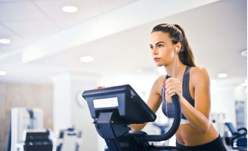 Can the right playlist boost your performance? Discover how music impacts strength,
focus, and motivation—and how to use it to lift more and feel stronger every workout.