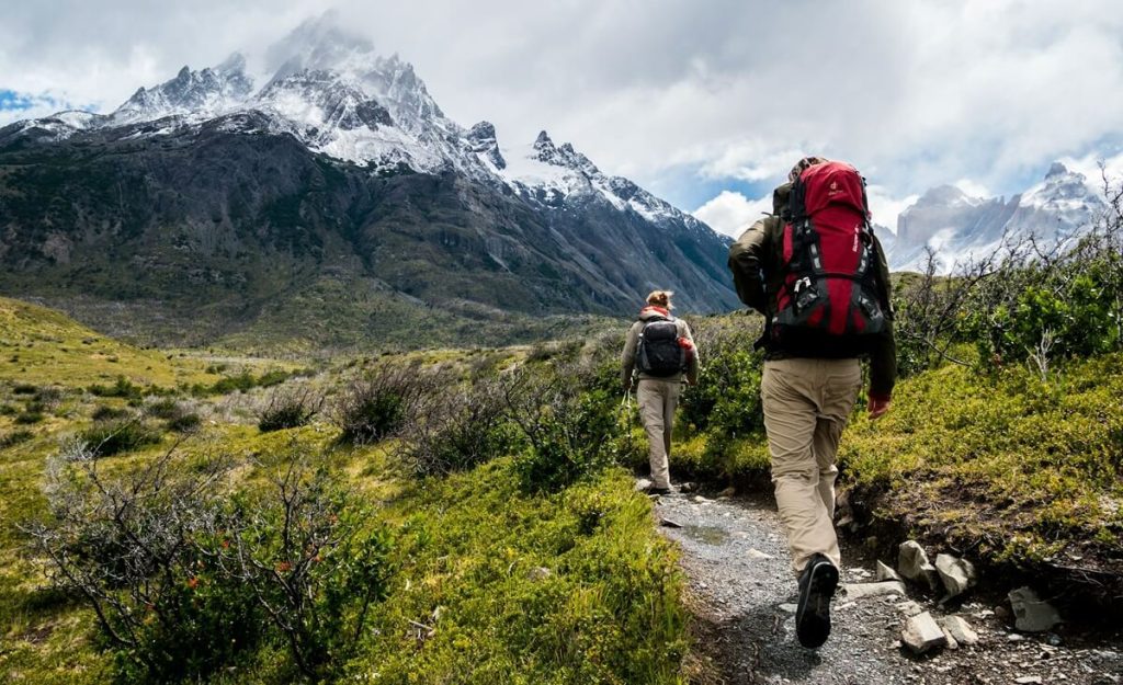 Hiking preparation with expert workout plans, gym exercises, and training strategies beginners, intermediate, advanced hikers.